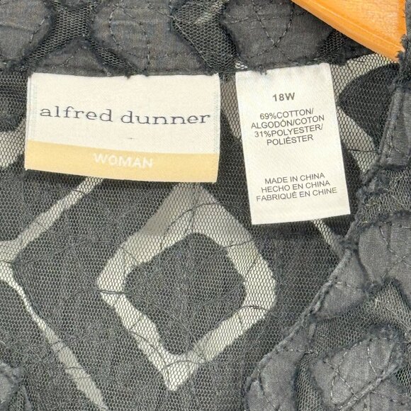 Alfred Dunner Women's semi Sheer Black Geometric Button-Down Blouse tunic Sz 18W - Picture 4 of 9